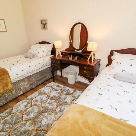 Glebe Farm Cottage ニューリー エクステリア 写真