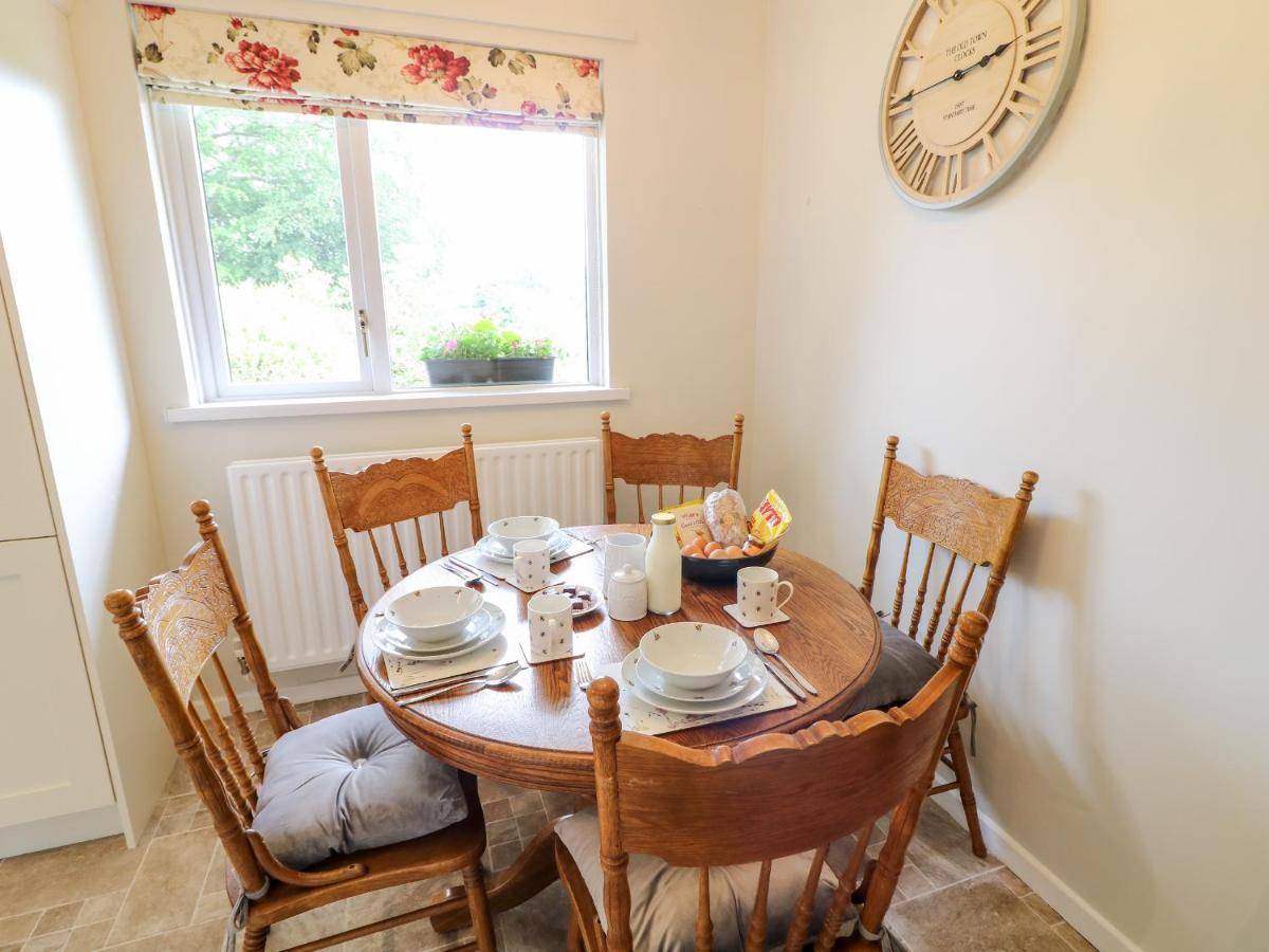 Glebe Farm Cottage ニューリー エクステリア 写真