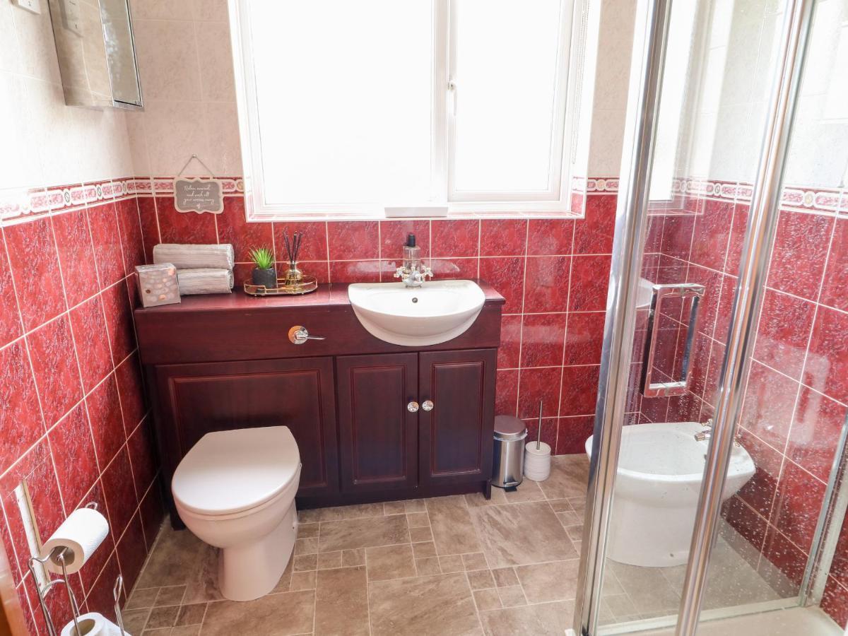 Glebe Farm Cottage ニューリー エクステリア 写真
